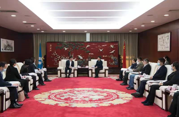 会见2.jpg