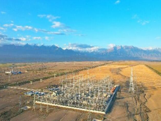 凤凰—乌苏II回750千伏输变电工程投运